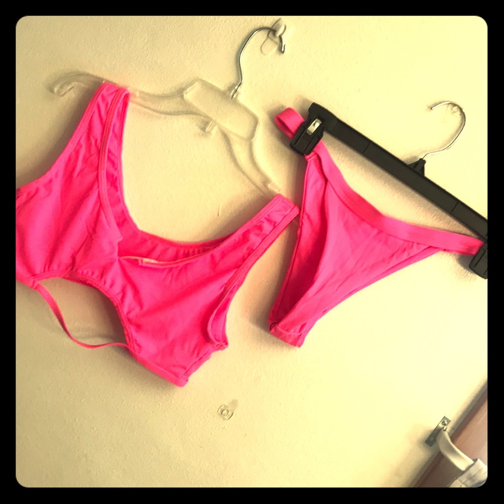 SheIn hot pink bikini swim suit size M NWT